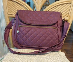 Travelon Anti-Diebstahl Fold Over Umhängetasche lila gesteppt mit blauem Futter - Bild 1 von 9