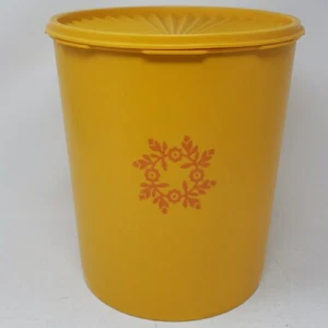 Tupperware 1339 Goldenrod Jumbo Canister and 1205 Lid 9.5" Tall One Press - Picture 1 of 11