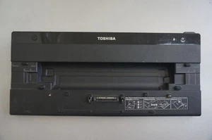 Toshiba PA3916E-1PRP High Speed Port Replicator II Dockingstation - Bild 1 von 3