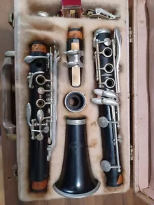 Normandy (France) Intermediate~Advanced Wood Clarinet w/Case - Picture 1 of 7