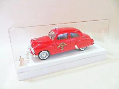 "SOLIDO 4518 ""US CCHEVROLETPOMPIERS ГЛАВНЫЙ АВТОМОБИЛЬ ПОЖАРНОГО ДЕПАРТАМЕНТА""." 1:43/1:36 MIB/в коробке - Изображение 1 из 4