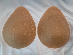 Standardgewicht konische voll ovale Silikon Mastektomie Brustformen - beige Set 2 - Bild 1 von 18