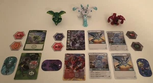 3x Bakugan Kugeln Kugel Sammlung+Karten Magnet Cards Spin Master Grün Weiß Rot - Bild 1 von 7
