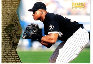 1997 Pinnacle - Frank Thomas #102 - Picture 1 of 2