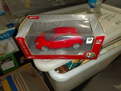 ALFA ROMEO MITO MONDO MOTORS SCALA 1:24 OTTIMA CON SCATOLA - Immagine 1 di 2