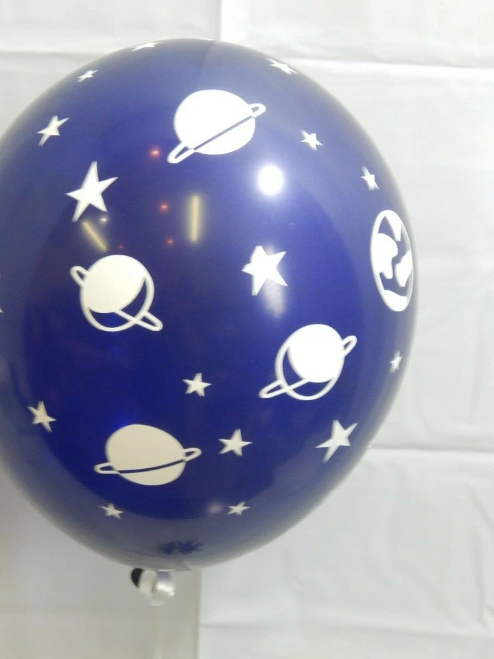 Globos espaciales, globos celestes, estrellas, planetas. Azul oscuro y blanco Foto 1 de 4