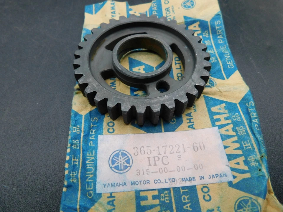 Nuevo de Lote Original Segunda Rueda Engranaje Yamaha MX250 MX360 RT1 RT1MX, 365-17221-60 Foto 1 de 1