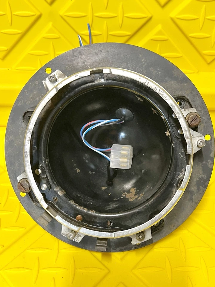 mHeadlight ведро 1980-1987 Jaguar XJ6 внутренний корпус слева/справа - Изображение 1 из 2