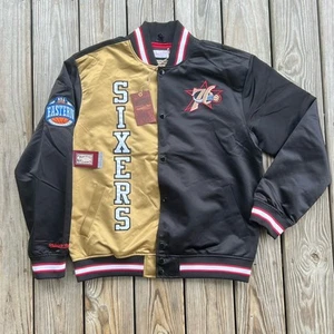 Leichte Varsity Jacke Herren Mitchell & Ness NBA Philadelphia 76ers - Bild 1 von 8