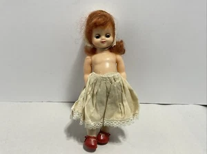 Muñeca Ganda Toys Hong Kong 1973 de colección. Ojos dormidos de pelo rojo - Imagen 1 de 10