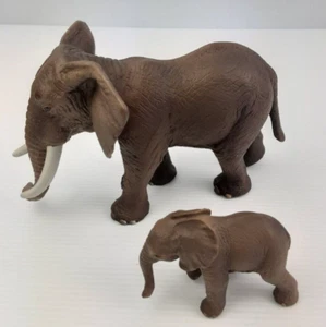 Schleich Tusked Elephant 2004 & Baby Calf 2003 Retired Animal Kids Toy Figure - Picture 1 of 7