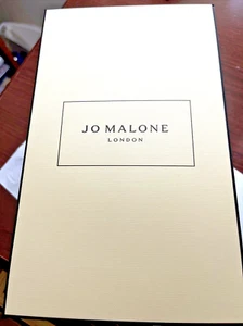 Jo Malone London Caja Vacía 8” X 5” X 3” Beige/Negro Cartón Negro Interior - Imagen 1 de 3