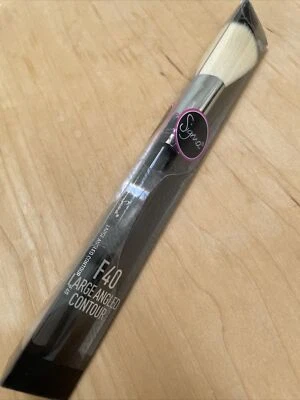 Sigma Beauty Brush F40 Large Angled Contour Synthetic Makeup Brush - Image 1 of 4