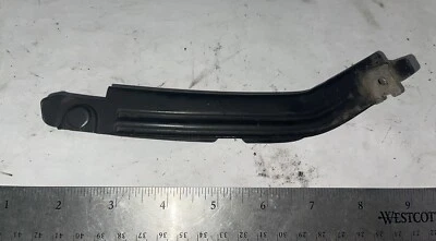 Mercedes Benz GL320 2009 diésel parachoques delantero superior izquierdo soporte clip  Foto 1 de 4