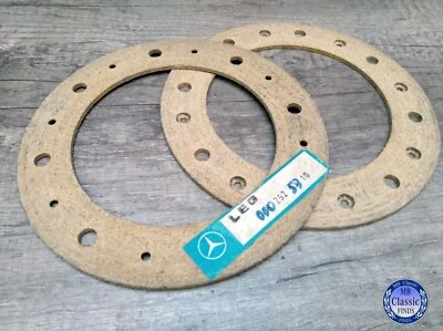 Mercedes Benz W115 200D 220 220D clutch lining OEM NOS 0002525310 repair kit - Image 1 of 4