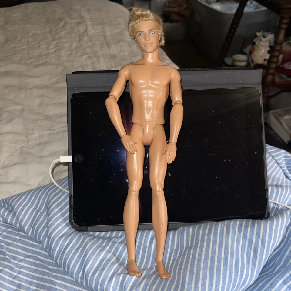 Mattel Barbie Ken Doll Male Rooted Blonde Hair Blue Eyes Articulated Nude 2009 - Image 1 of 4