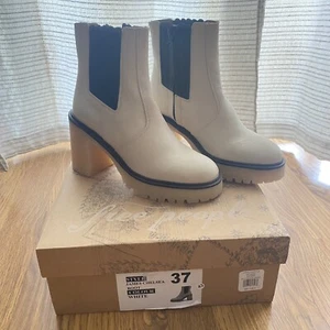 Free People NIB James Chelsea Chunky Heel Boot White Leather Women’s 7 EUR 37 - Picture 1 of 14