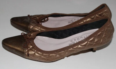 Zapatos de salón PAUL MAYER ACTITUDES dorados de tacón de gatito para mujer talla 6,5B Foto 1 de 3