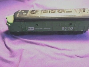 HO Scale Bachmann green F 7 Burlington Northern # 9710 UNTESTED POWERED - Picture 1 of 4