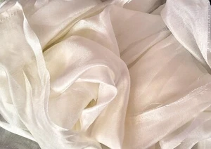 ITALIAN SANDRA Metallic WHITE Semi Sheer Remnants SIZE W 16" X 6 yd.15" - Picture 1 of 2