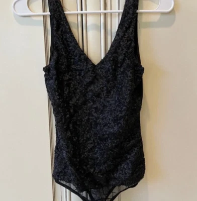 Sexy Body Para Mujer Negro Lentejuelas Cuello en V Pequeño Clásico Tanque Brillante Club Foto 1 de 2