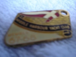6 X MIDDLE HARBOUR YACHT CLUB MEMBERS BADGES 64 TO 69 3 CM EACH METAL - Photo 1 sur 6