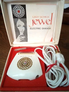 CUSTODIA RASOIO ELETTRICO VINTAGE LADY SCHICK JEWEL MODELLO 109 COMPLETA BELLA - Foto 1 di 7
