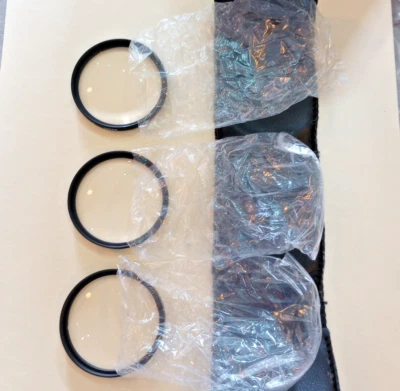 Hoya Close Up Filter Set Of Three 52mm In Leatherette Case Vintage - Image 1 of 4