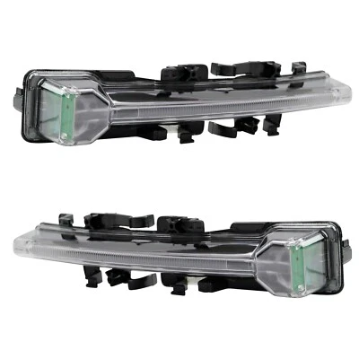 Conjunto de luces de estacionamiento delanteras izquierda y derecha Ford Fiesta 2011-2013 - TYC 96700-07 Foto 1 de 4