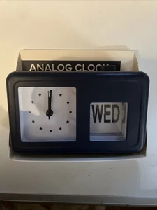 Brand New Vivitar Retro Analog Clock Blue or White - Picture 1 of 2