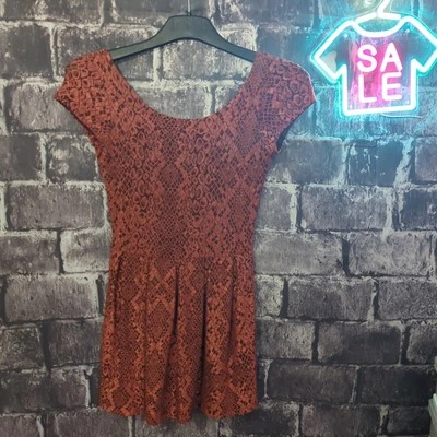 Aqua Women's Size XS Rust & Black Lace Illusion Fit Flare Dress EUC       [KK26] - Image 1 of 4