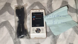 Sony Ericsson W910i Walkman GSM 3G 4Band Radio 2,0MP Weiss / Silber - Bild 1 von 14