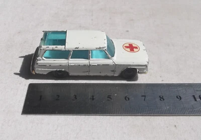 Antiguo vagón ambulancia Husky Studebaker Wagonaire original hecho en GT Gran Bretaña Foto 1 de 4