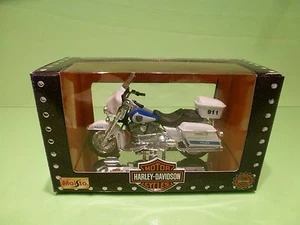 MAISTO MOTORCYCLE HARLEY DAVIDSON - MILWAUKEE POLICE DEPARTMENT WHITE 1:18 - GIB - Imagen 1 de 4