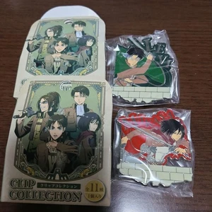 USJ Attack on Titan Levi Mikasa Clip Collection Collectible Unused - Picture 1 of 2