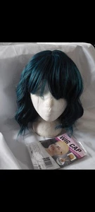 New Synthetic OMBRE Green Wavy Bob Wig with bangs, as seen in the pictures. - Picture 1 of 10