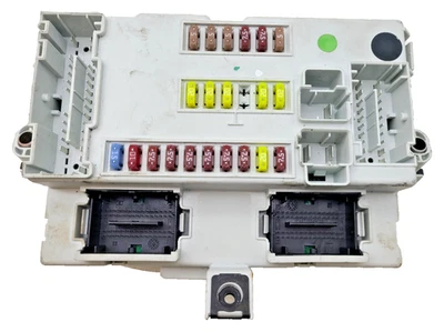 Fiat 500 500L 2014-2017 caja de fusibles relé panel de acceso módulo BCM 51959155 FABRICANTE DE EQUIPOS ORIGINALES Foto 1 de 4