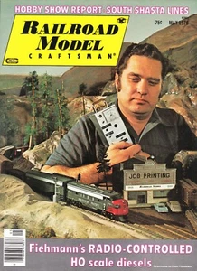 RAILROAD MODEL CRAFTSMAN 5/76 C&O SIGNAL BRIDGE, MILEPOSTS, WOOD CHIP CARS, 2860 - Picture 1 of 2