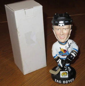 ZAC BOYER autografo firmato BOBBLE HEAD figura ORLANDO SEALS hockey su ghiaccio 13 in SCATOLA - Foto 1 di 7