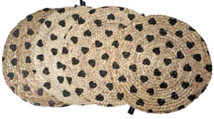 Lot de 4 napperons en tissu Cynthia Rowley 15” jute rond marron naturel coeurs noirs - Photo 1/12