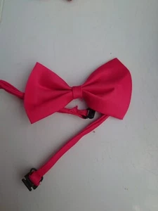 Dog Cat Accessories Bow Tie Adjustable Necktie Bowtie Puppy Kitten HOT PINK UK - Picture 1 of 1