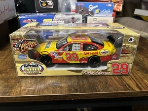 2008 NASCAR WINNERS CIRCLE DAYTONA 500 KEVIN HARVICK 1/24 DIECAST STOCK CAR RCR - Picture 1 of 5