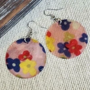 Capiz Shell Earrings Pink Blue Yellow Flowers - Picture 1 of 2
