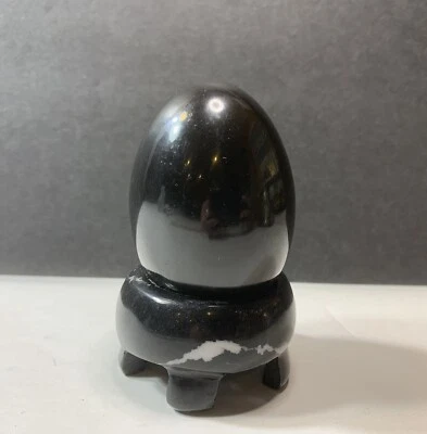 Escultura de huevo de piedra de granito de mármol blanco negro a juego decoración de soporte Foto 1 de 4