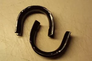 GM 15639064 / 15639065 Suspension Stabilizer Shaft Insulator Clamp & Bolts - Picture 1 of 2