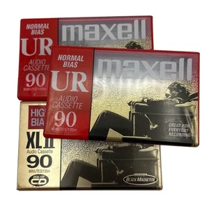 Maxell Audio Cassette Nastri Set di 3 UR 90 e XLII 90 IEC Tipo I e II Nuovi Sigillati - Foto 1 di 7