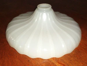 13 1/4" Clambroth Opalglas gerippt Diffusor Fackel Stehlampe Schirm - Bild 1 von 8