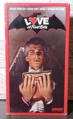 New SEALED Love at First Bite VHS 1979 Vintage Cult Comedy Horror Movie - Image 1 of 4