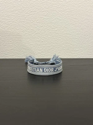 迪奥棉质编织J'Adior友谊手链蓝色和白色流苏 — 第 1/4 张图片