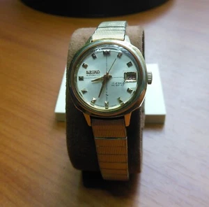 Ladies Seiko Hi-Beat (2205-0240) 17 Jewels Automatic Gold Tone Watch - Working - Picture 1 of 10